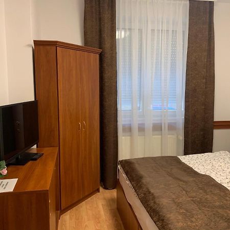 Konig Apartman Heviz Ngoại thất bức ảnh