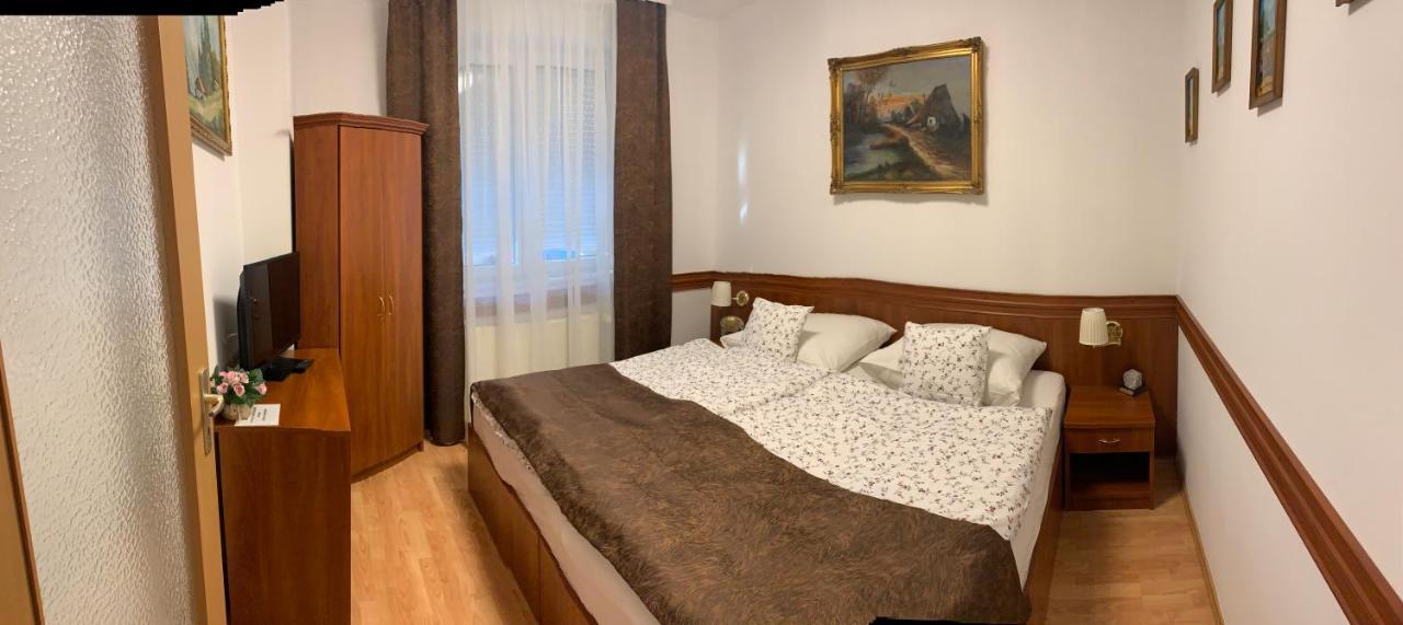 Konig Apartman Heviz Ngoại thất bức ảnh