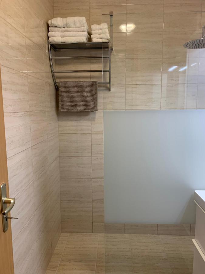 Konig Apartman Heviz Ngoại thất bức ảnh
