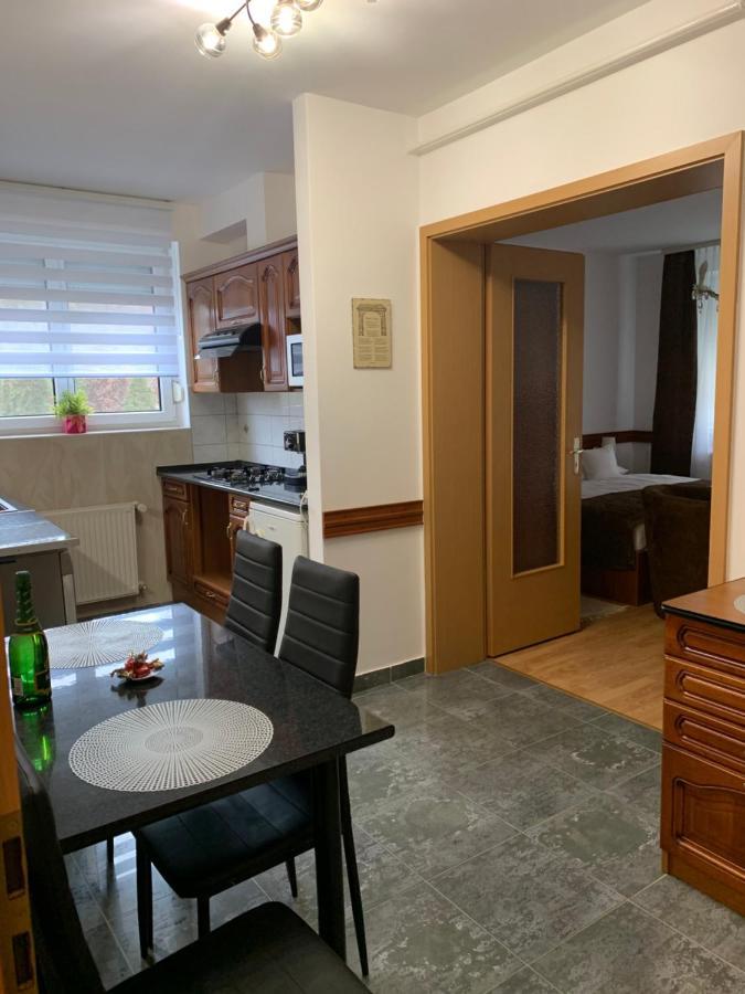 Konig Apartman Heviz Ngoại thất bức ảnh